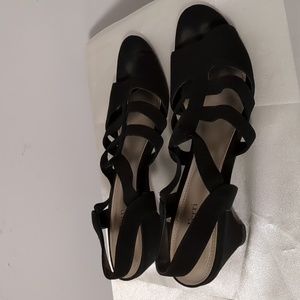 Luca ferri Lace Up Low Heel